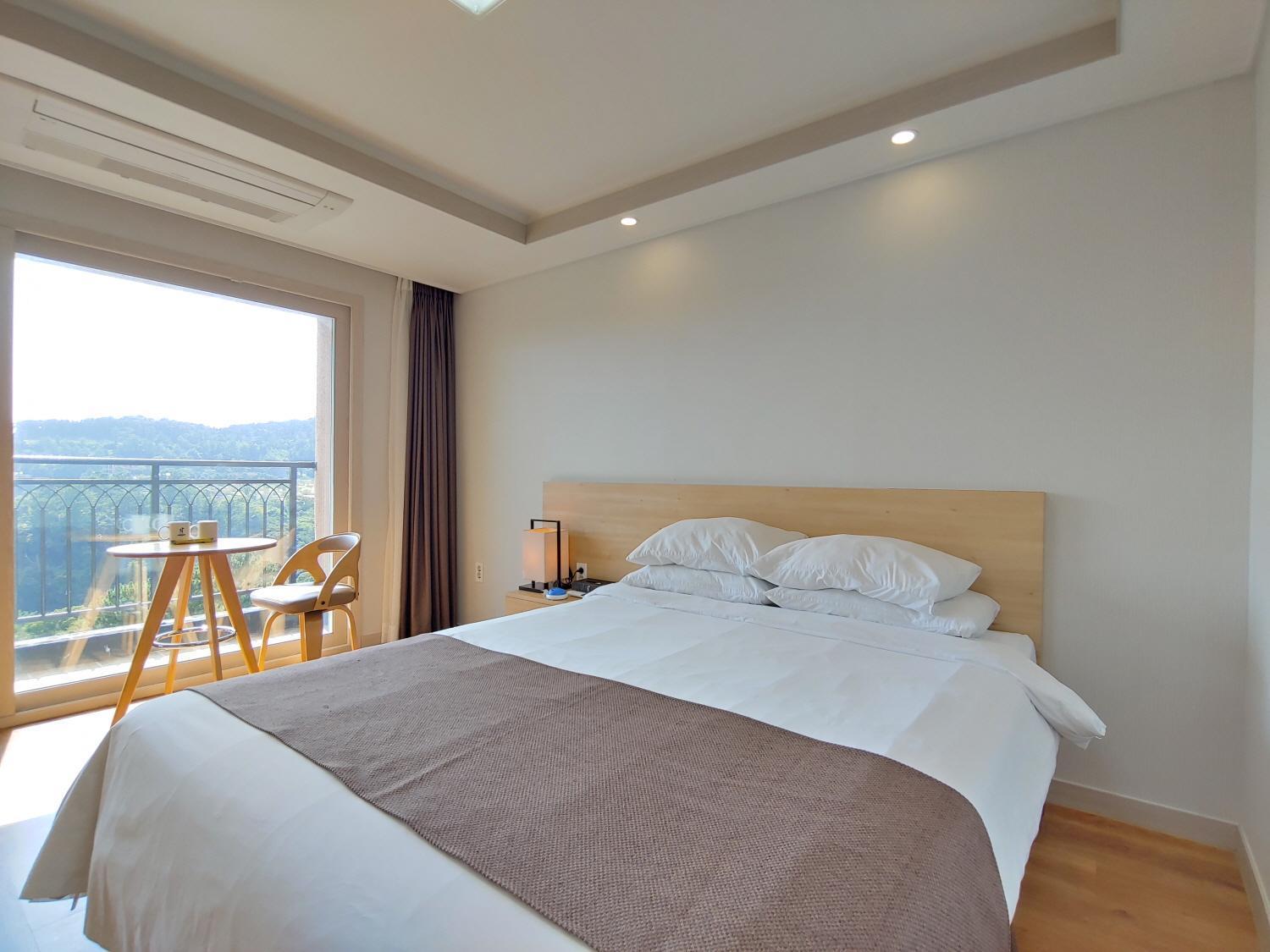Jeju Lavender Hotel Seogwipo Exterior foto